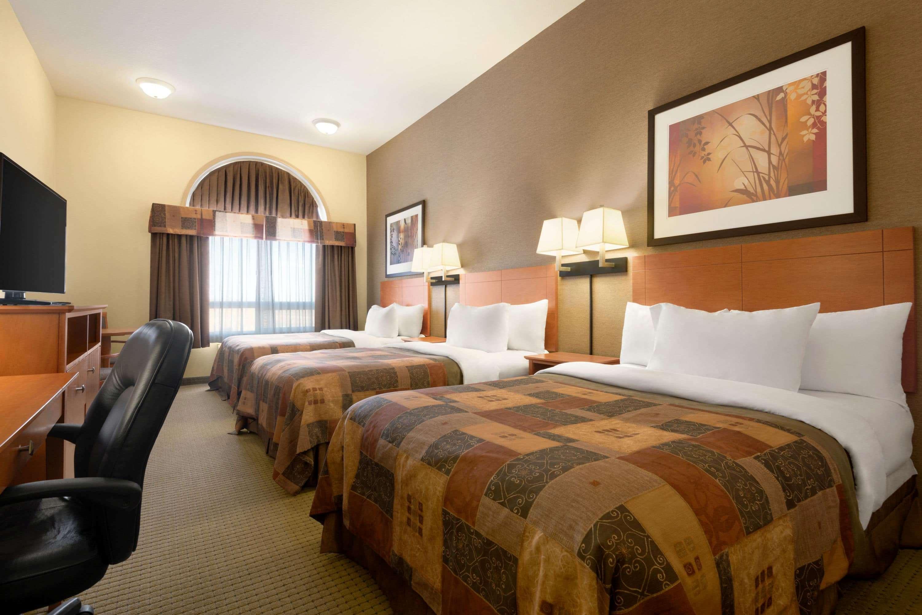 Ramada By Wyndham Drayton Valley Экстерьер фото